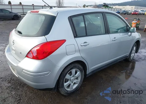 2009 Nissan Versa 1.8Sl z USA, uszkodzony, nr VIN 3N1BC13E09L375211